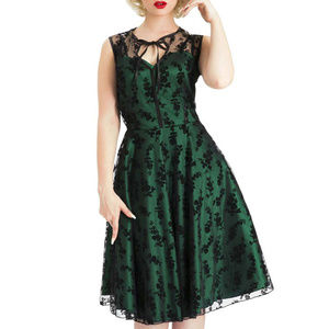 Vintage Emerald Green & Onyx Lace Cocktail Dress classy Style - Size Small